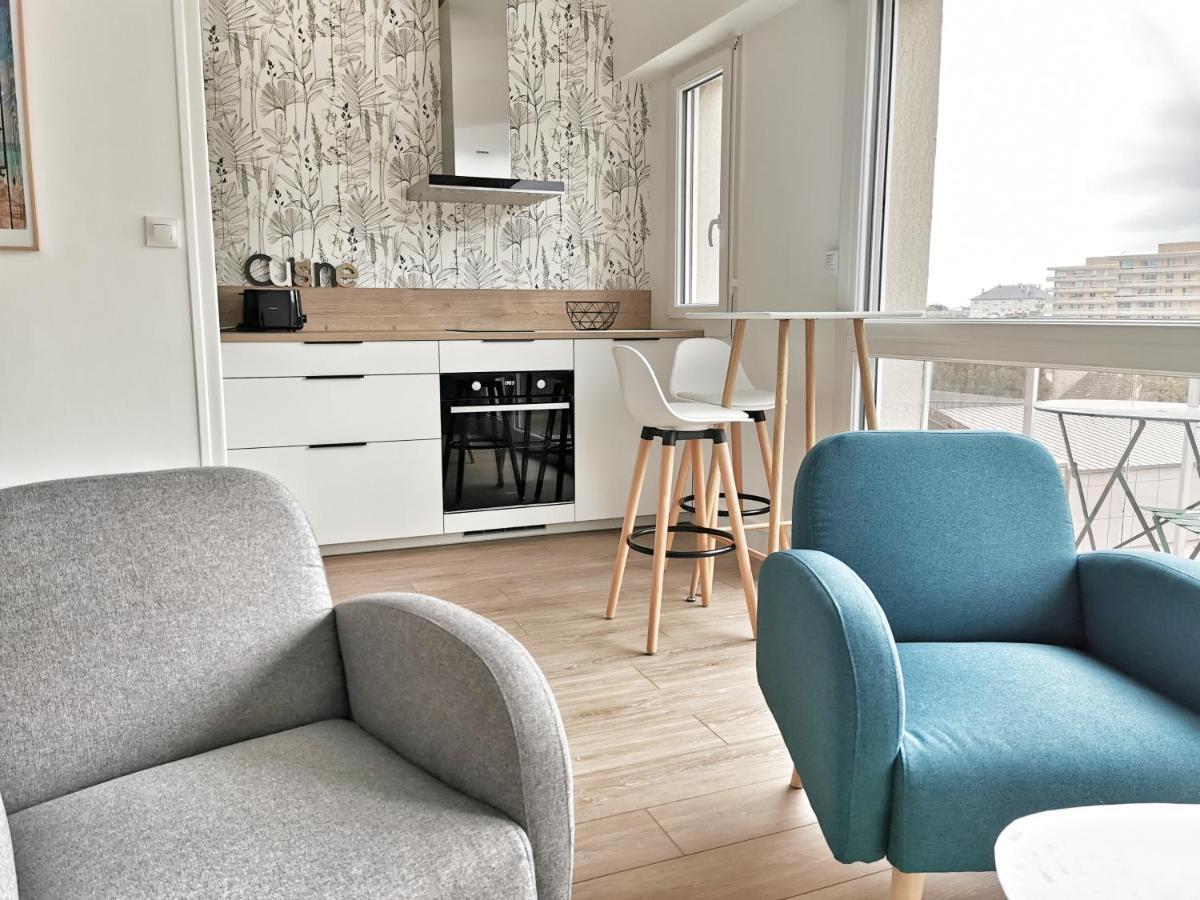 Appartement Lumineux Avec Balcon Et Parking Cherbourg-en-Cotentin Exterior photo
